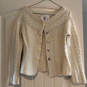 Beautiful off the shoulder cream sweater!!